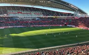 篮球比赛不好看，但有这拉拉队也值回票钱了